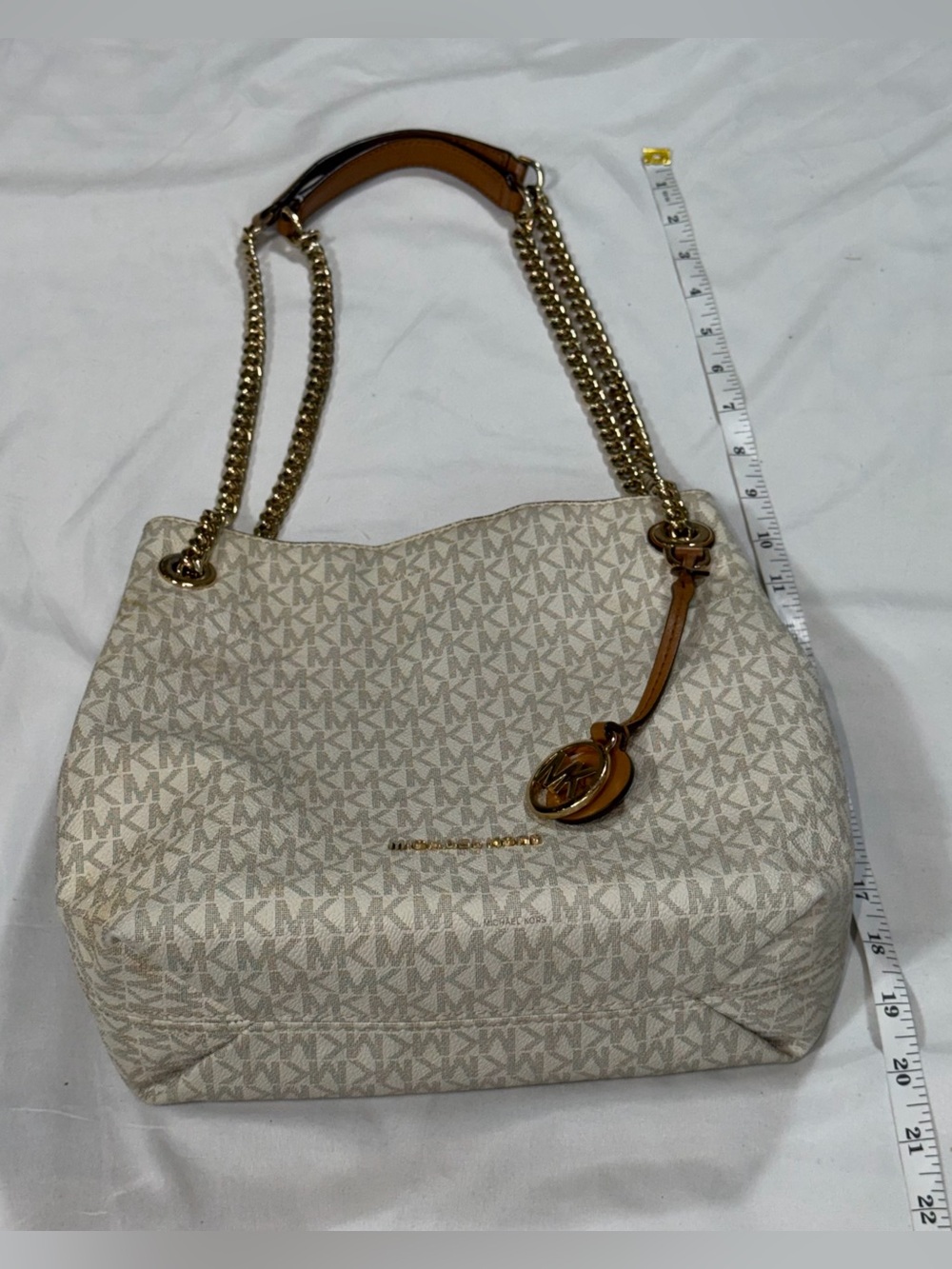 Michael Kors Susannah Medium Vanilla MK Logo Chain Shoulder Tote Bag - Picture 14 of 16